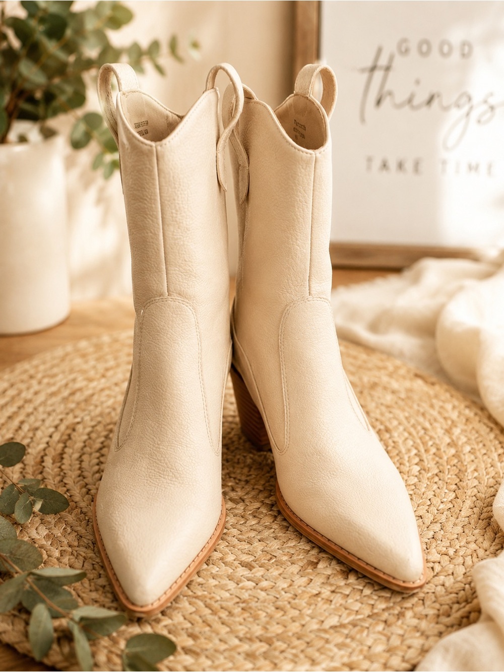 Altar’d State Ivory Western Ankle Booties Size 9 Vegan Leather Cowboy Boots - Picture 2 of 2